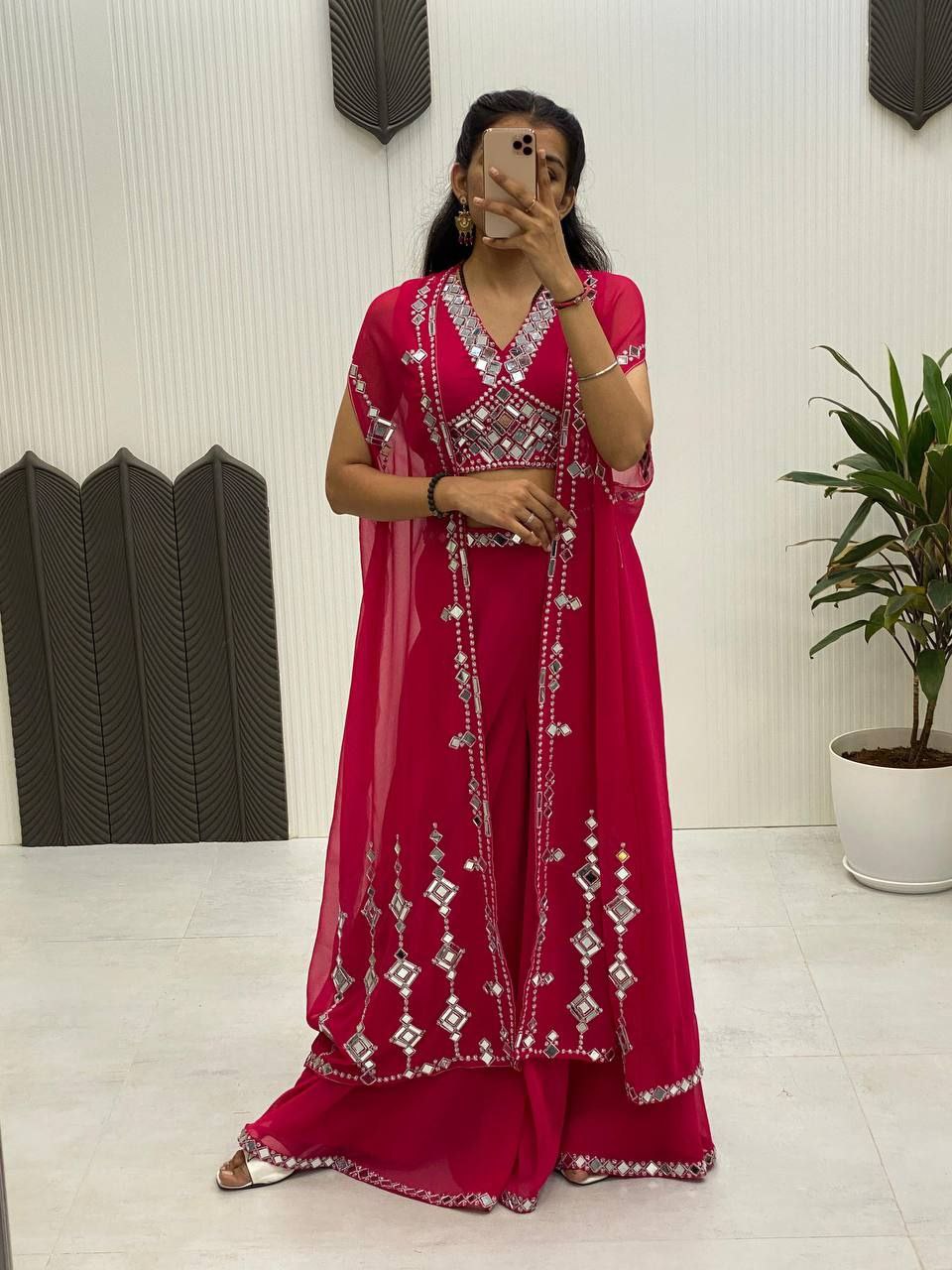 THREE PIECE WESTERN OUTFIT FOR TRENDY WEDDING SEASON