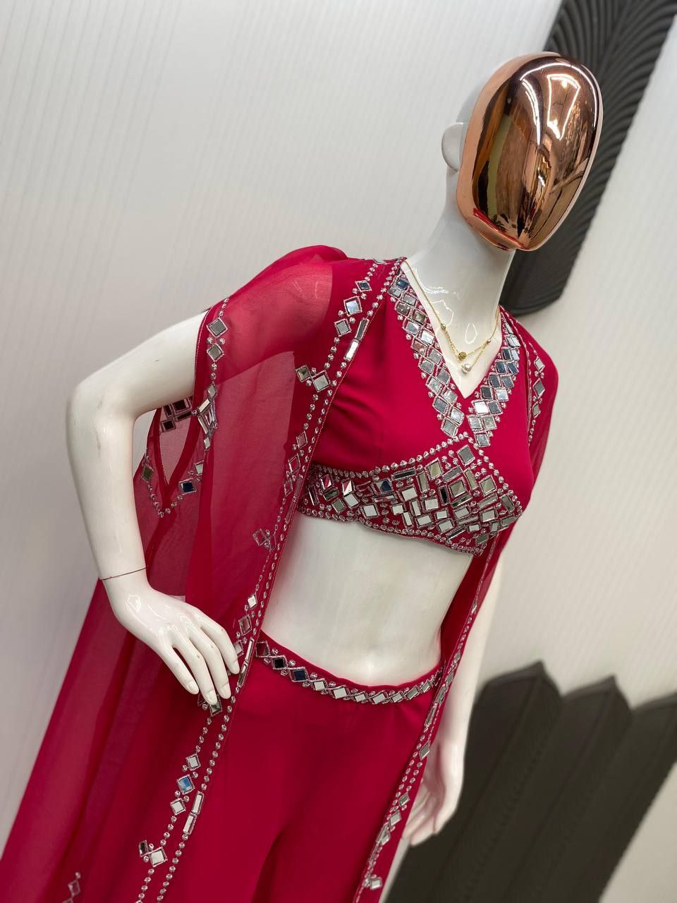 THREE PIECE WESTERN OUTFIT FOR TRENDY WEDDING SEASON