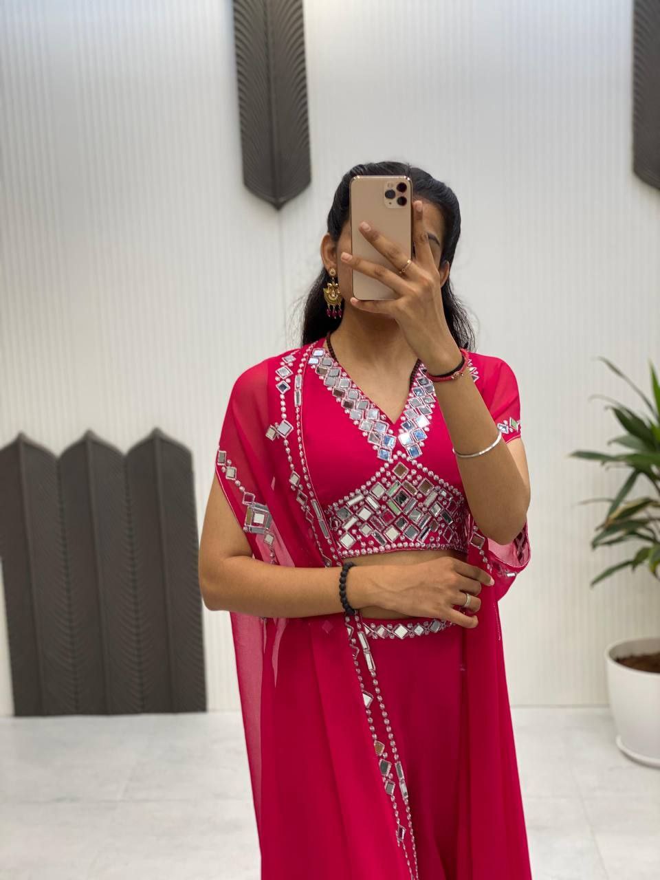 THREE PIECE WESTERN OUTFIT FOR TRENDY WEDDING SEASON